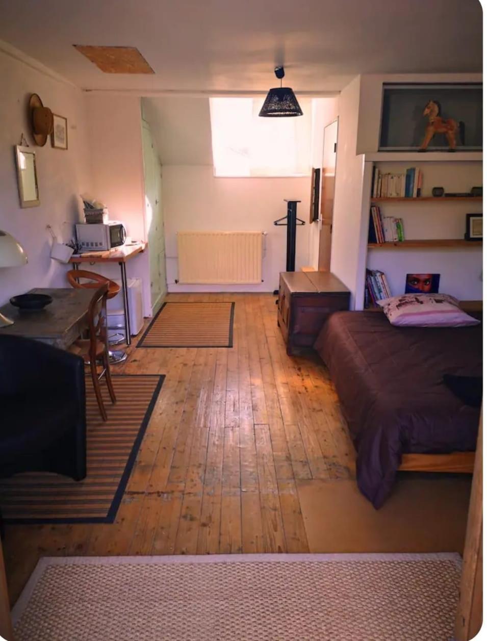 Chambres Avec Salle De Bains Et Cuisine En Centre Ville Argenton Sur Creuse Exterior photo